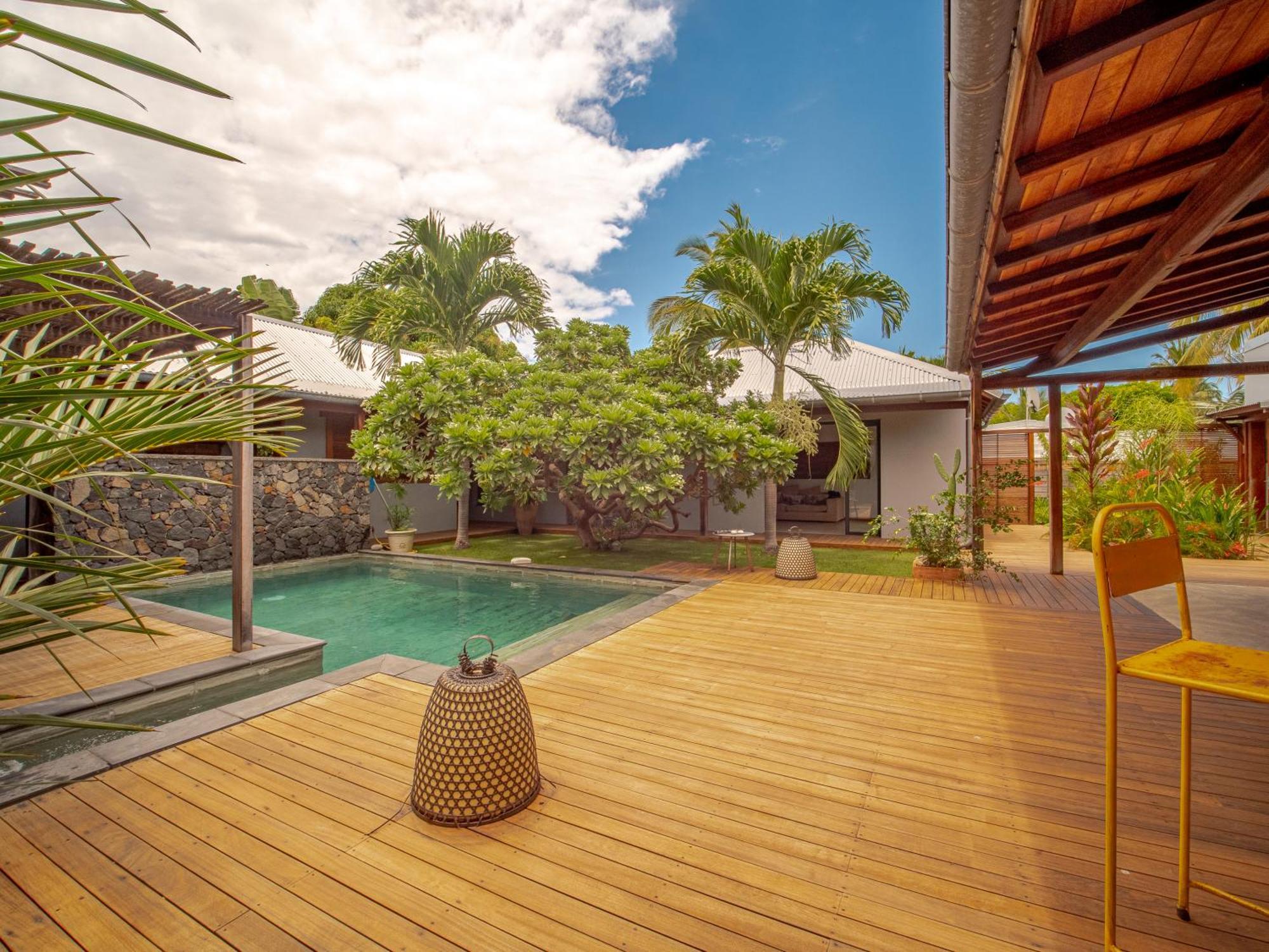 La Kaz Veloutier - Villa 4 Chambres Avec Piscine 拉萨尔勒班 外观 照片