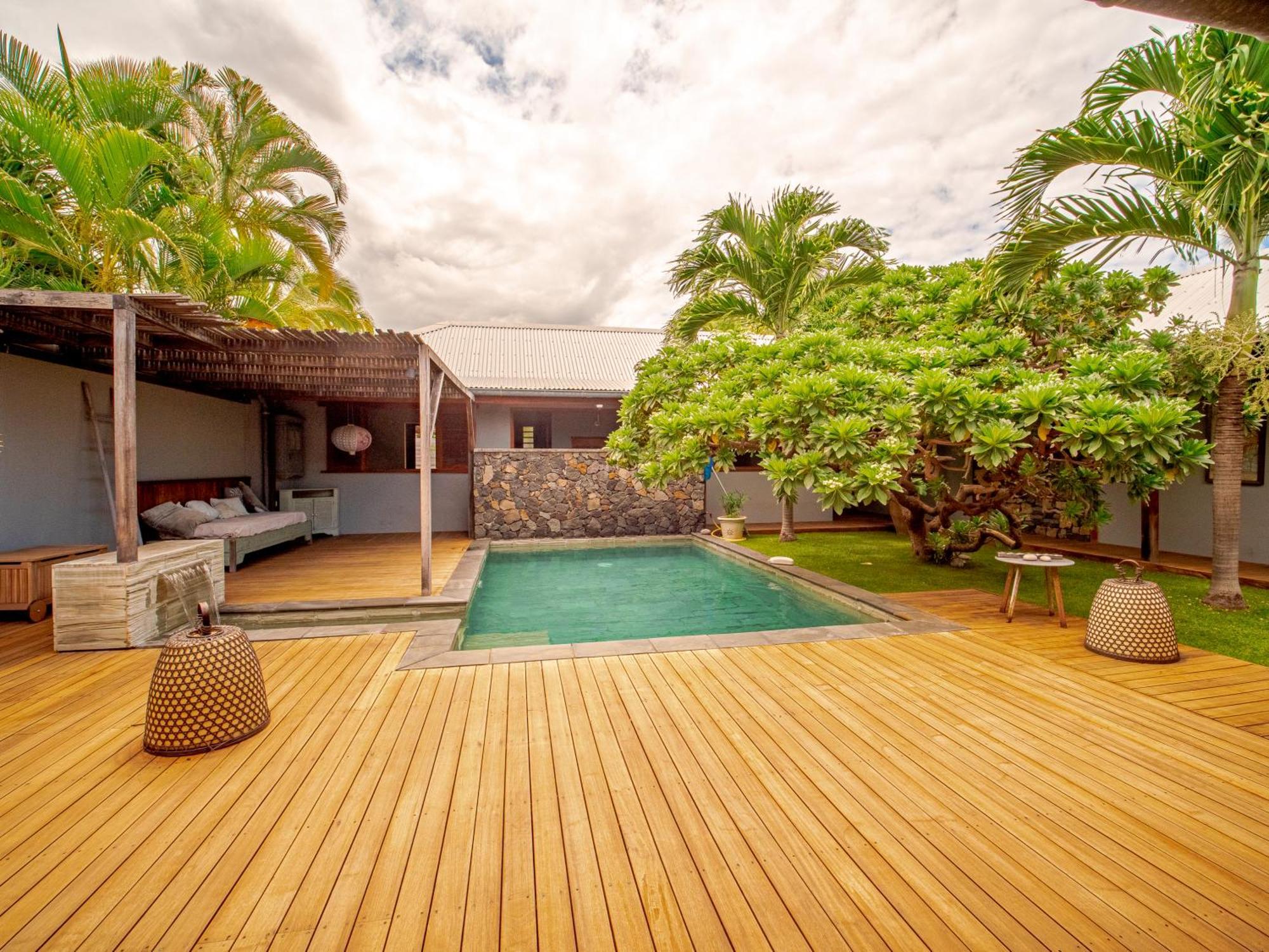 La Kaz Veloutier - Villa 4 Chambres Avec Piscine 拉萨尔勒班 外观 照片