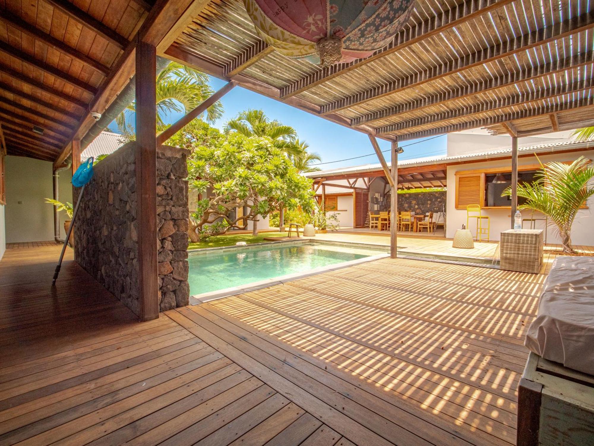 La Kaz Veloutier - Villa 4 Chambres Avec Piscine 拉萨尔勒班 外观 照片
