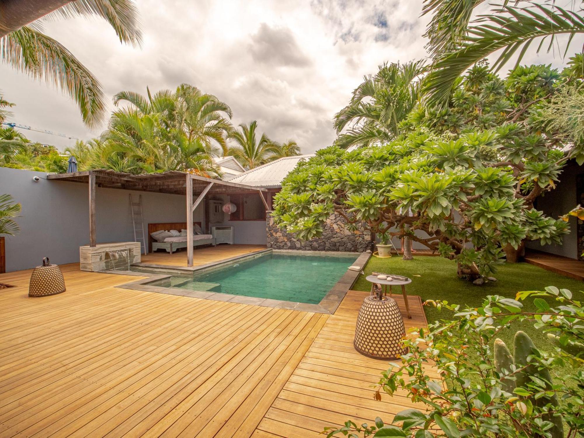 La Kaz Veloutier - Villa 4 Chambres Avec Piscine 拉萨尔勒班 外观 照片
