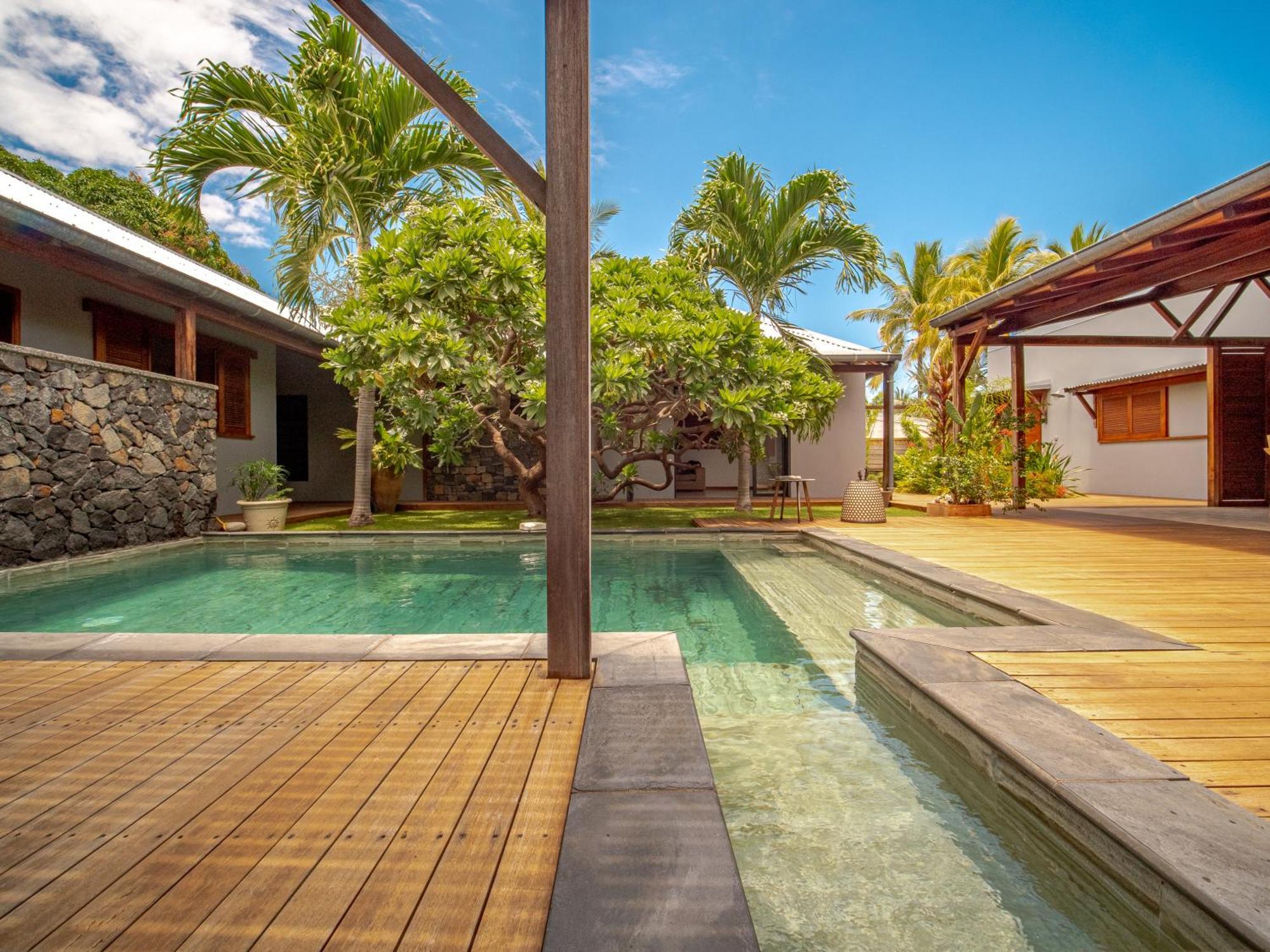 La Kaz Veloutier - Villa 4 Chambres Avec Piscine 拉萨尔勒班 外观 照片